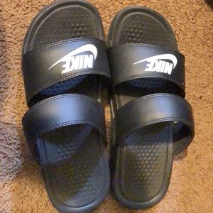 Women Nike slides